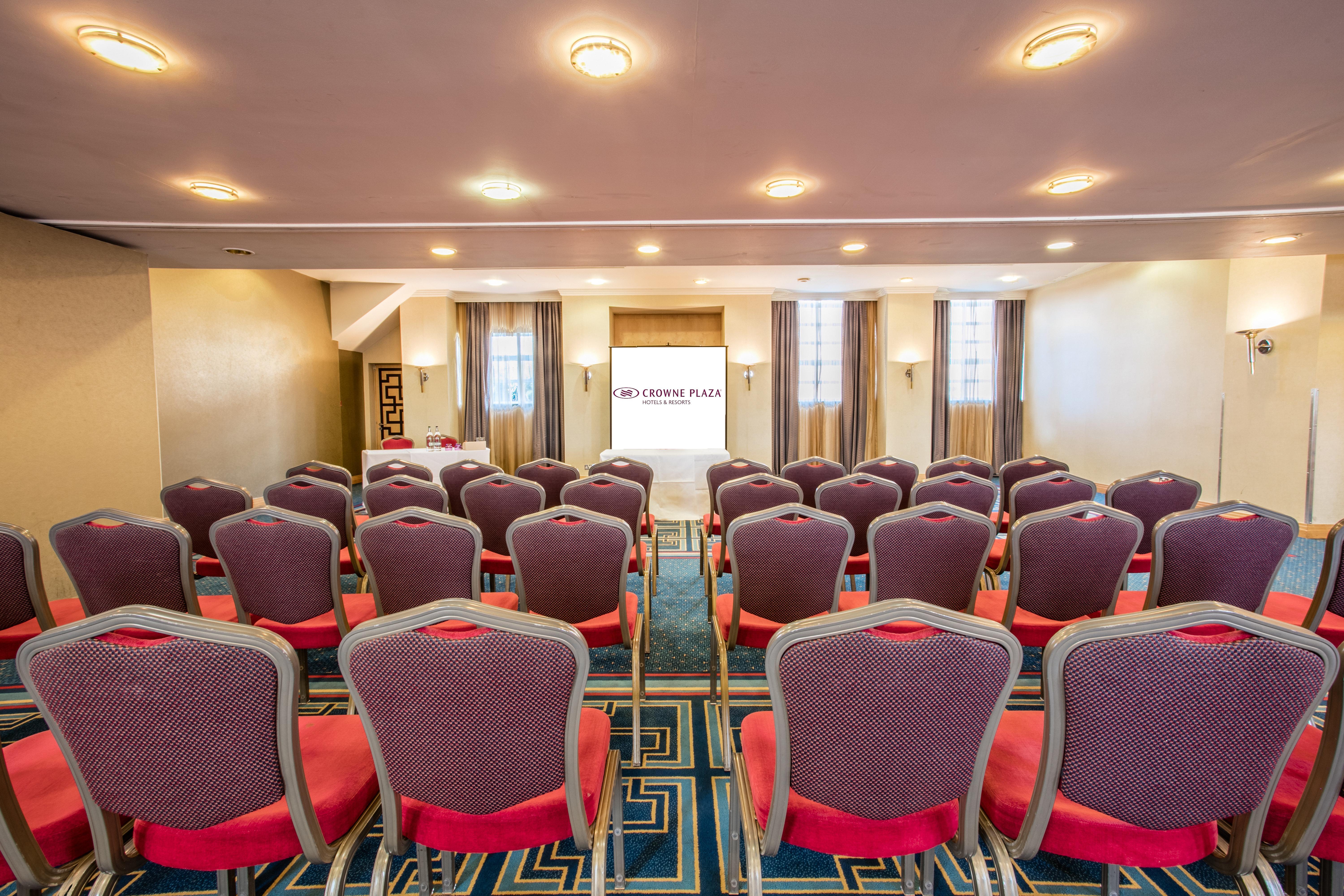 Crowne Plaza Liverpool - John Lennon Airport By Ihg Exterior photo