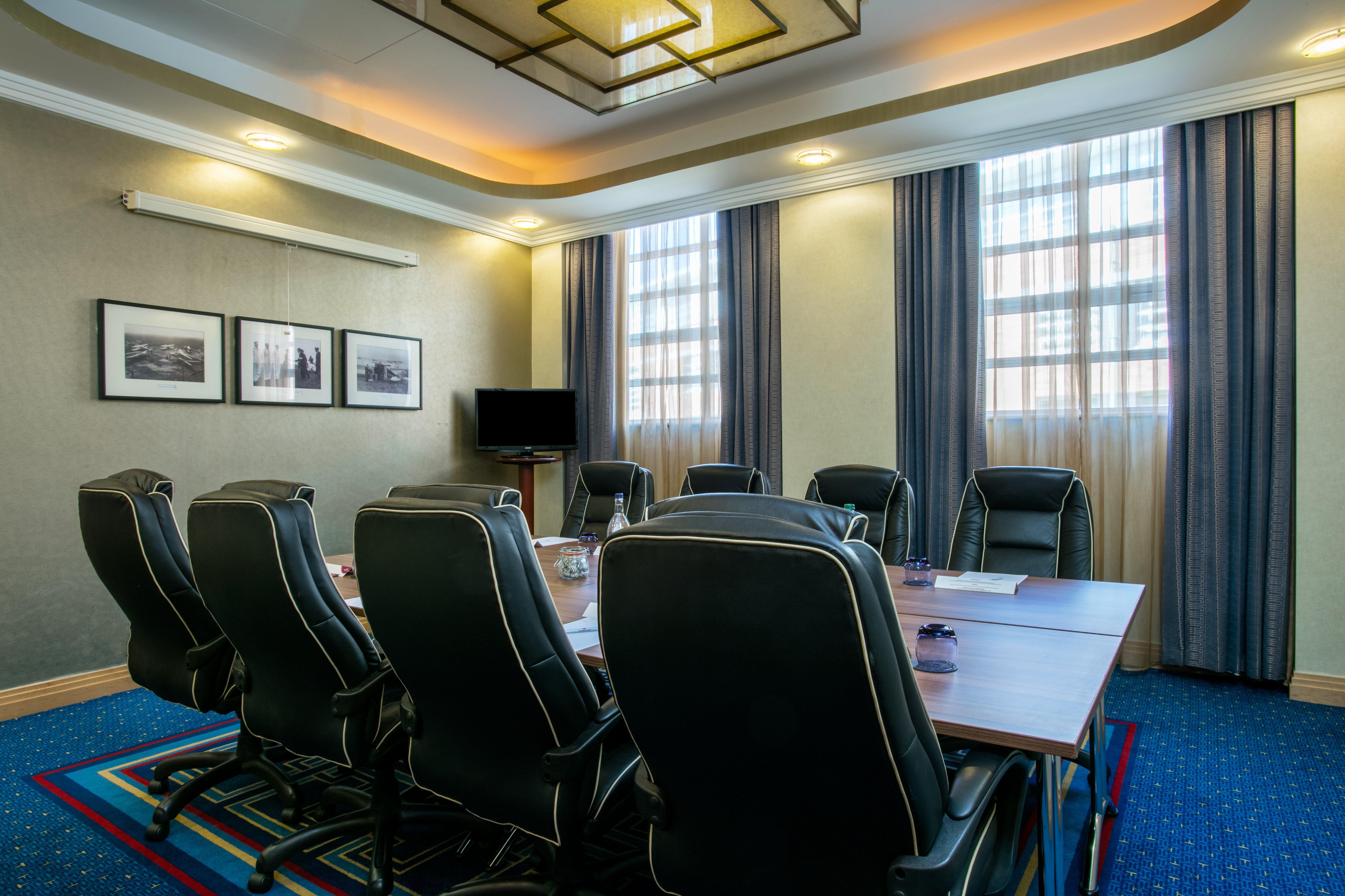 Crowne Plaza Liverpool - John Lennon Airport By Ihg Exterior photo